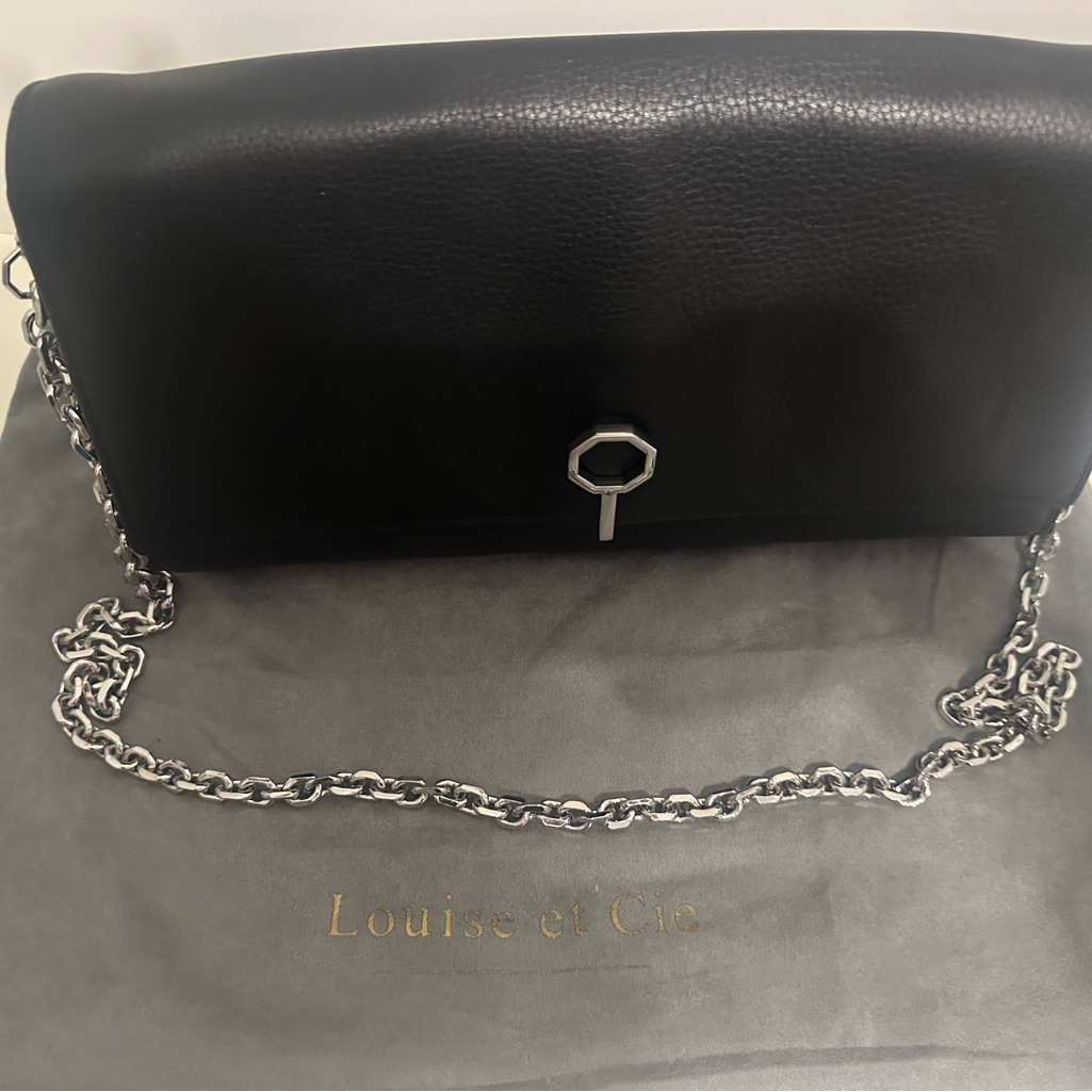 Louise Et Cie Yvet, Black Leather Flap Purse
